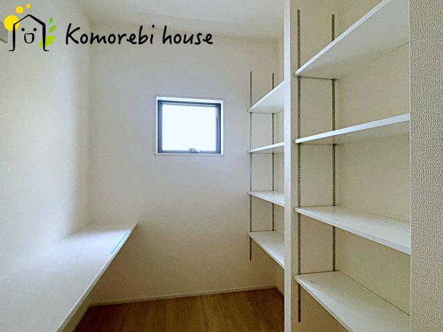 さいたま市西区二ツ宮　新築一戸建て　リーブルガーデン　02の収納|大きなスペースがあり、収納には困りません