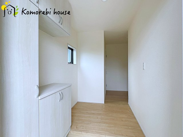 さいたま市西区二ツ宮　新築一戸建て　リーブルガーデン　02のその他|廊下です