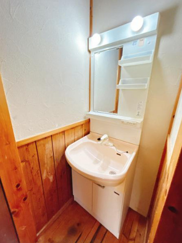 売中古戸建　中央区三方原町の独立洗面台