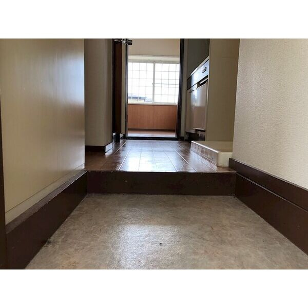 戸崎ハイツＢの玄関