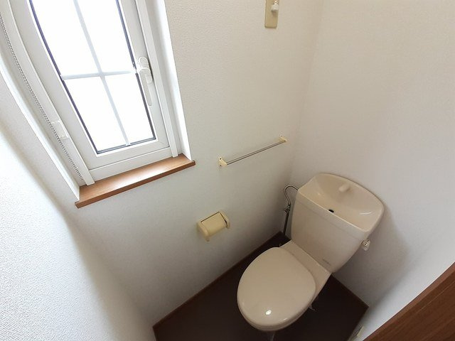 ラポレⅠのトイレ|シンプルで使いやすいトイレです