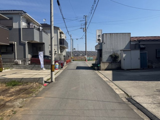 【前面道路含む現地写真】