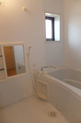 シャーメゾン橋田 C棟の浴室