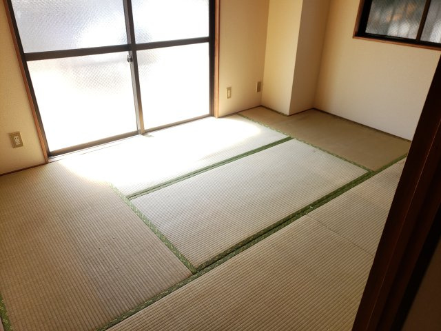 ベルレージュの和室