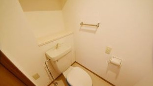 【トイレ】 | T’s garden清瀬 | 落ち着いたトイレです