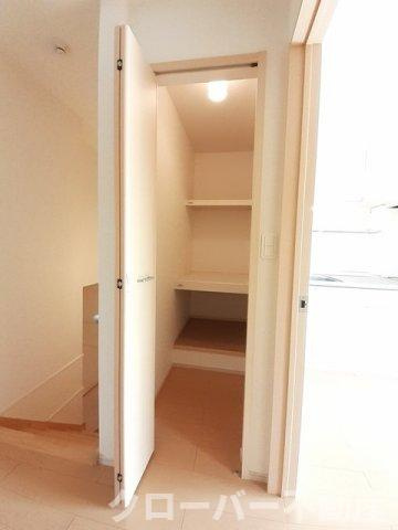 リバーヒル２　Ａの収納