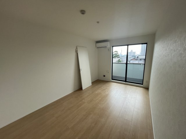 【洋室】PLEIN　SOLEIL　西原1丁目