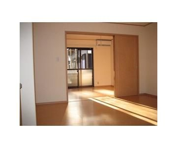 Ｓｅｐｉａ　Ｃｏｕｒｔ　Ｆの外観