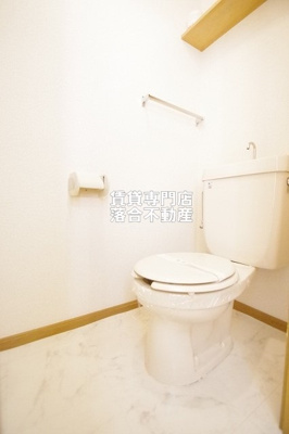 【トイレ】 | メゾン・アン・ソレイユ | 落ち着いた色調のトイレ