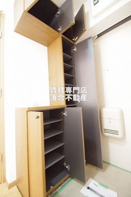 【収納】 | メゾン・アン・ソレイユ | 天井高シューズ収納