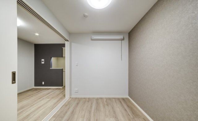 【寝室】 | M's アパートメント | 同一仕様写真
