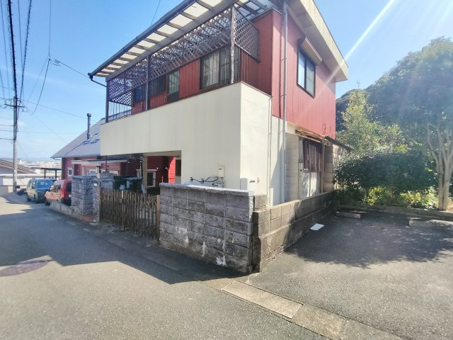 西区拾六町５丁目 古家付き売土地の外観