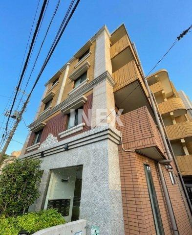 横浜市磯子区西町の賃貸マンションの外観
