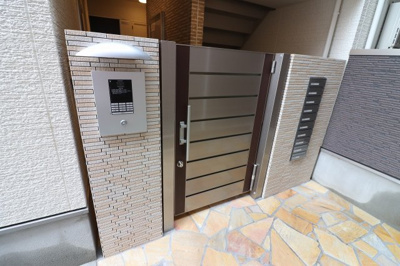 【エントランス】 | フジパレス関目Ⅱ番館 | 落ち着いたエントランスです