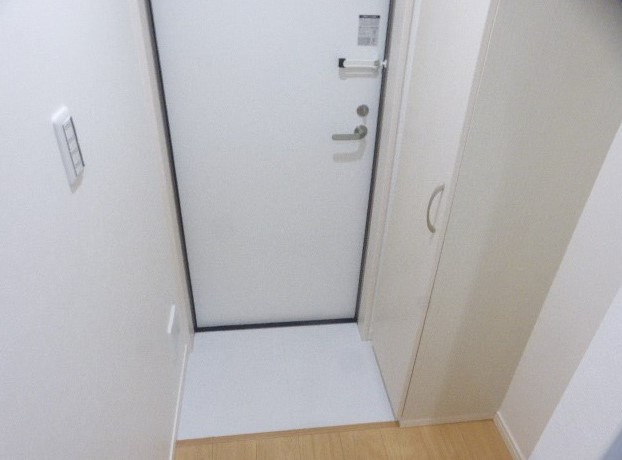 Four Leaf 越谷の玄関