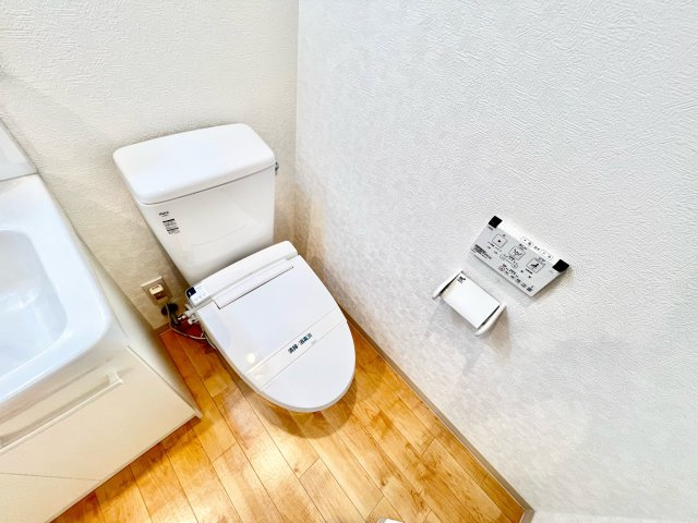 山王町マンションのトイレ|※別部屋参考写真