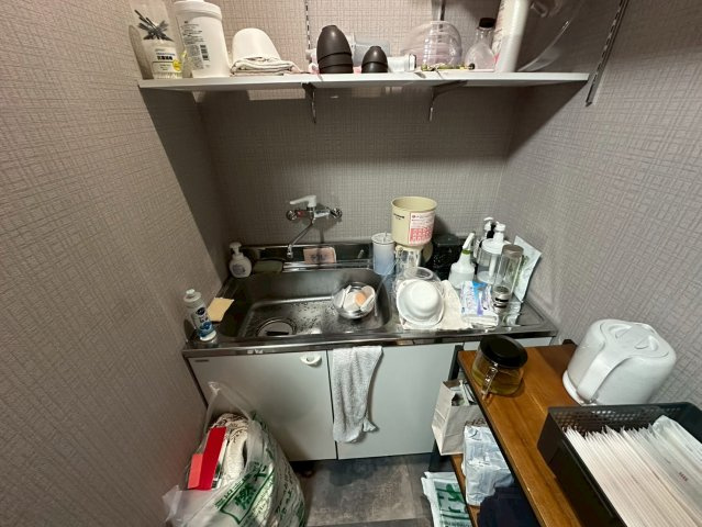 朝日町 高見ビルの内装