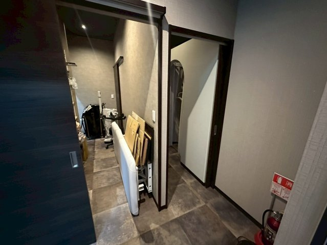 朝日町 高見ビルの内装