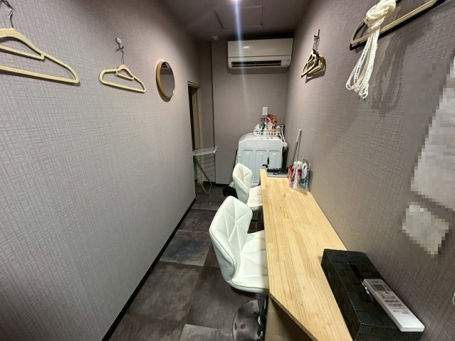 朝日町 高見ビルの内装