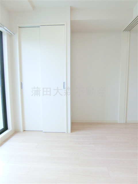 ルネサンスコート蒲田リバーテラスの居間・リビング|洋室4.2帖　