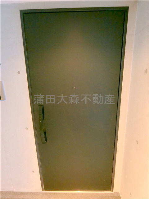 ルネサンスコート蒲田リバーテラスの玄関