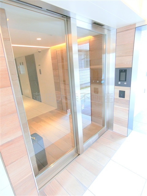 ルネサンスコート蒲田リバーテラスのエントランス