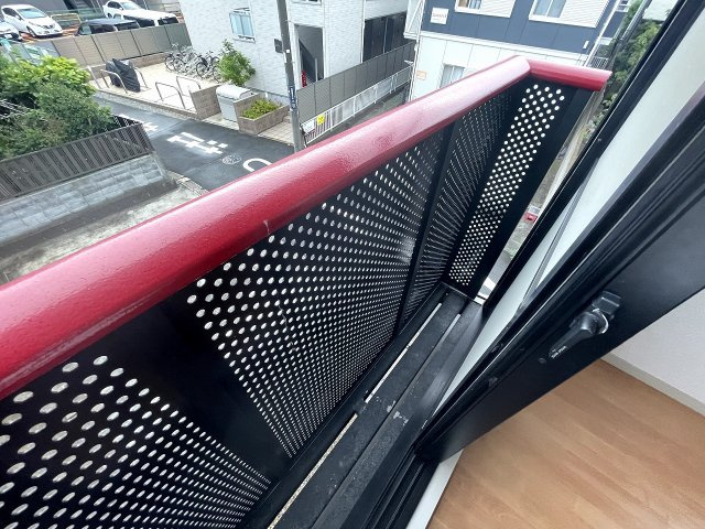 ハイネス津田沼のバルコニー