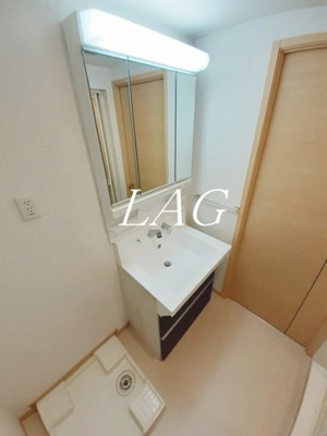 【洗面所】 | トパーズ諏訪野 | 洗面台です。