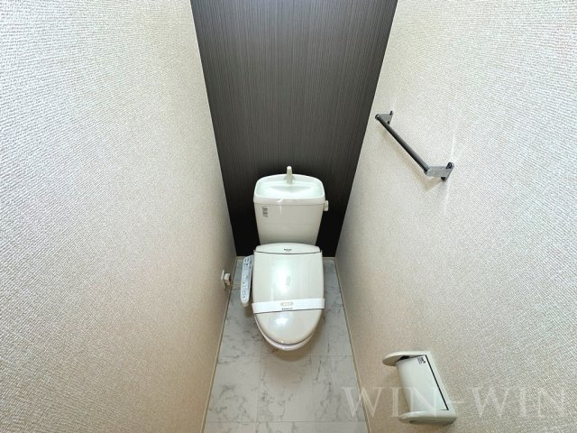ラ・フルール B棟のトイレ|イメージ（同建物内別部屋の写真です）