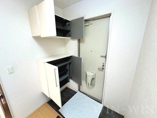 ラ・フルール B棟の玄関|イメージ（同建物内別部屋の写真です）