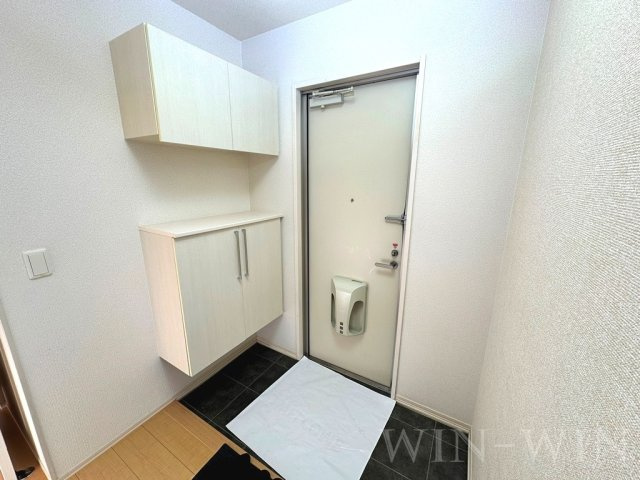 ラ・フルール B棟の玄関|イメージ（同建物内別部屋の写真です）