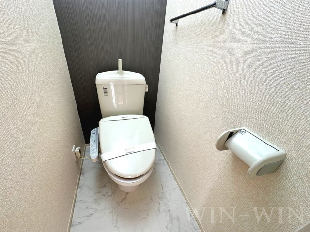 ラ・フルール B棟のトイレ|イメージ（同建物内別部屋の写真です）