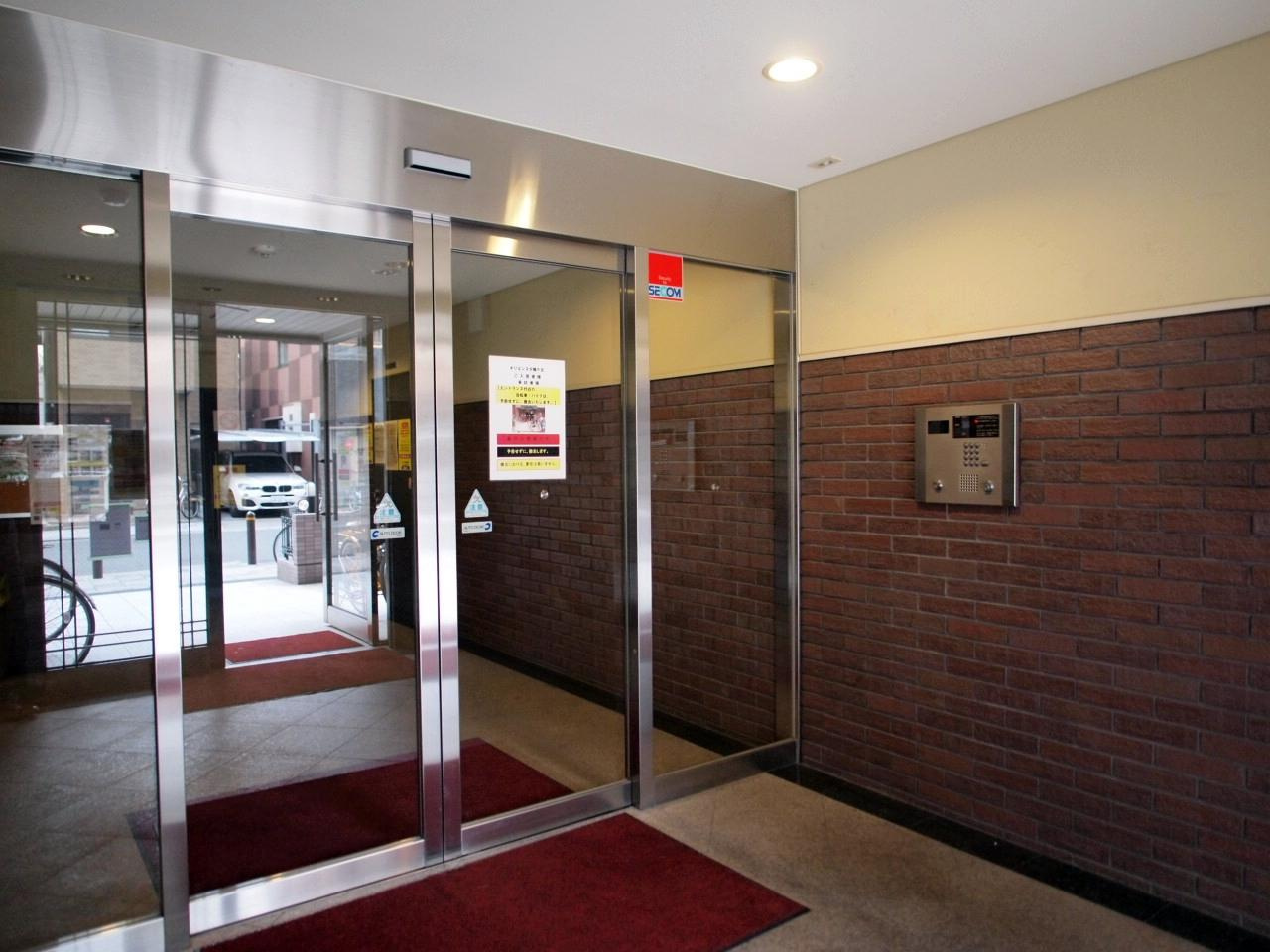 オリエンス夕陽丘のエントランス