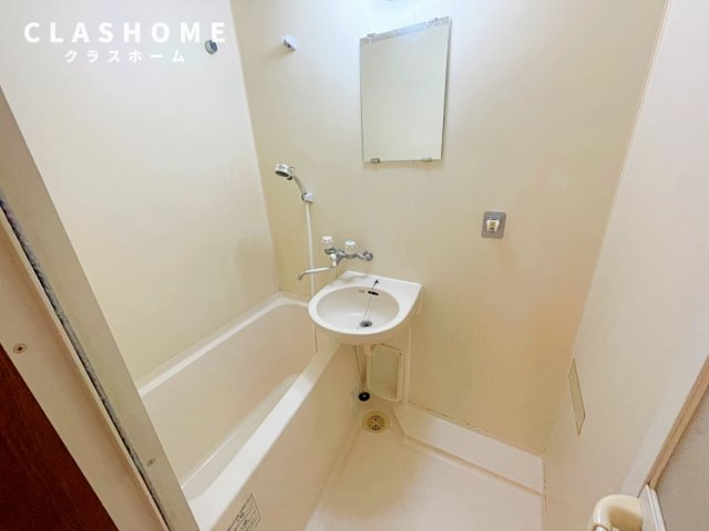 オーエムビル　　　刈谷市近郊の賃貸はクラスホームの浴室|同物件の別部屋になります。