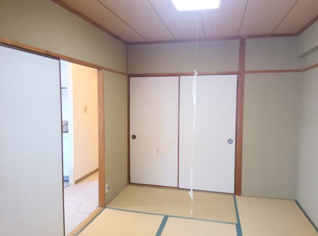 ハイム北鈴蘭の和室