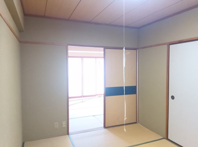ハイム北鈴蘭の和室|6帖の和室