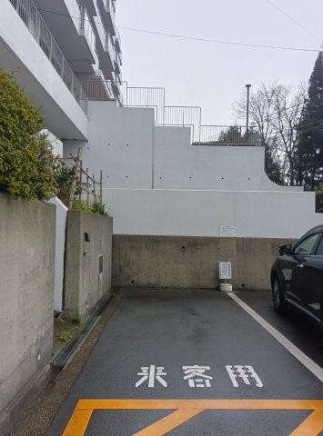 ハイム北鈴蘭の駐車場|来客者専用駐車場2台ございます。