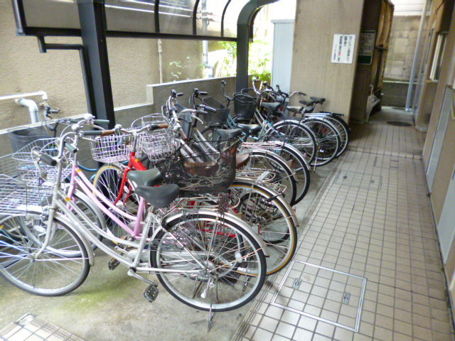 バロール中十条のその他共用部分|駐輪場有ります☆