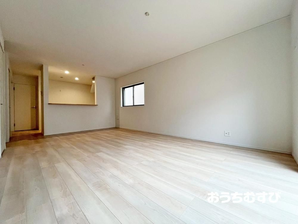 春日井市白山町第5(残1棟)の居間・リビング