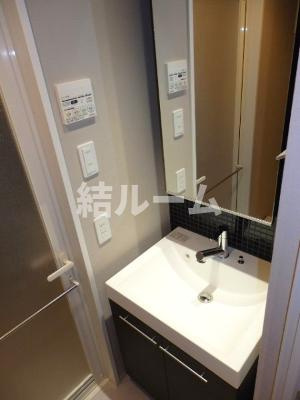 新宿区大久保１丁目の賃貸マンションの洗面所