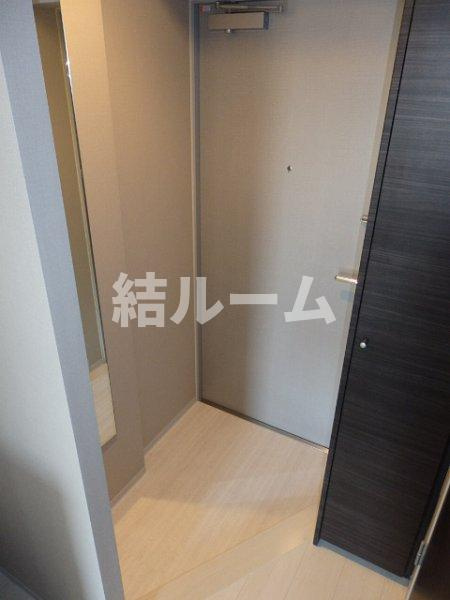新宿区大久保１丁目の賃貸マンションの玄関