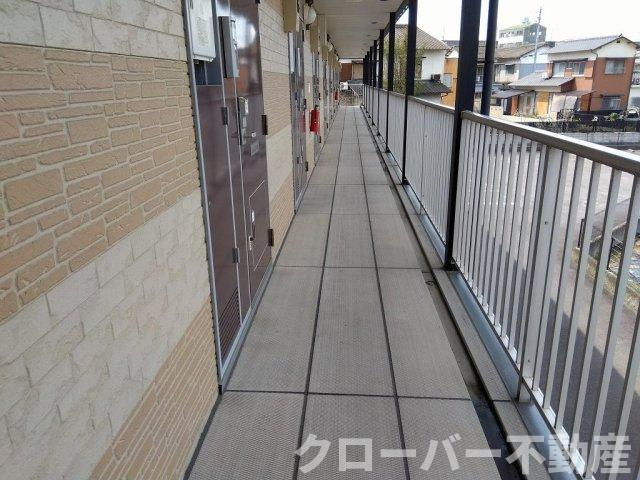 レオパレスソレーユⅡのロビー