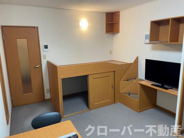 レオパレスソレーユⅡの居間・リビング
