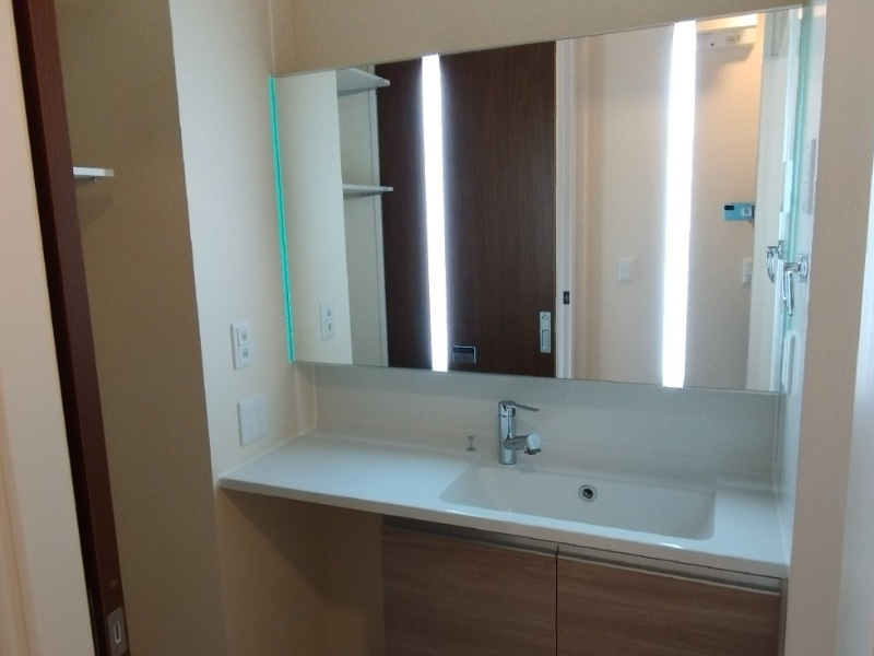 Shalom芦池の洗面所