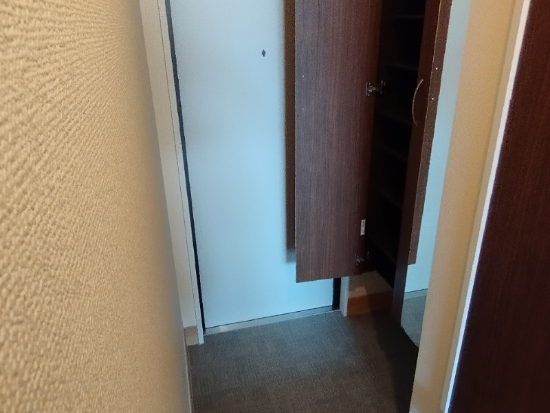 Shalom芦池の玄関