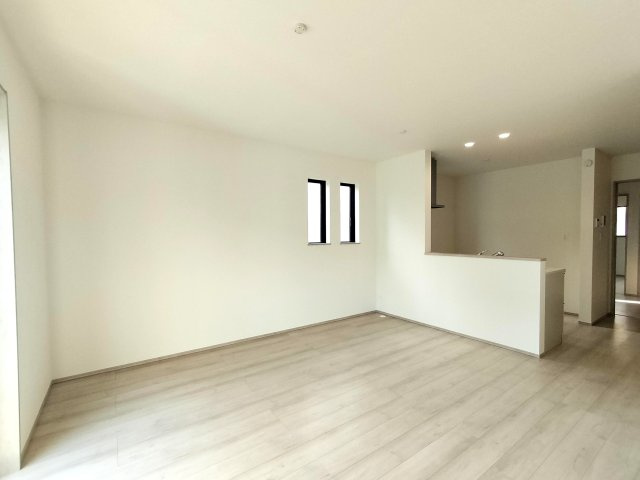 ◆川口市大字芝5391番の居間・リビング|ご家族みんながゆったりくつろげる広々リビング！