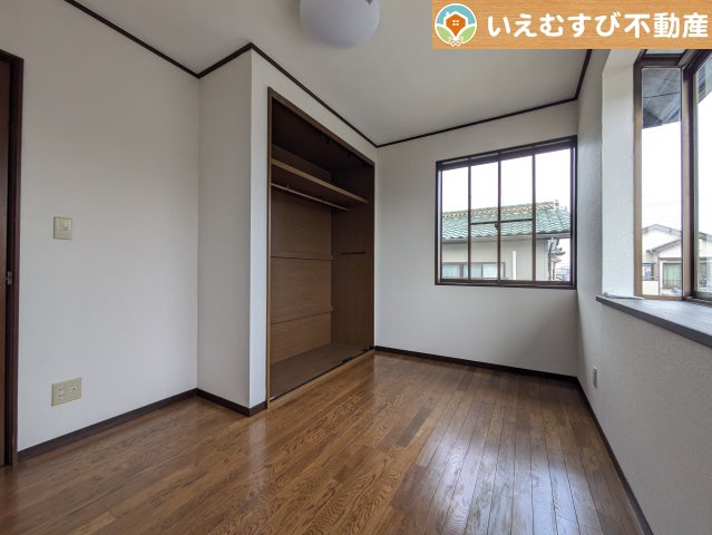 行田市若小玉　中古戸建の洋室