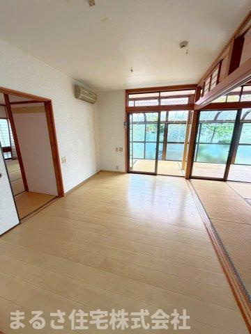 恒久南4丁目　中古平屋の洋室
