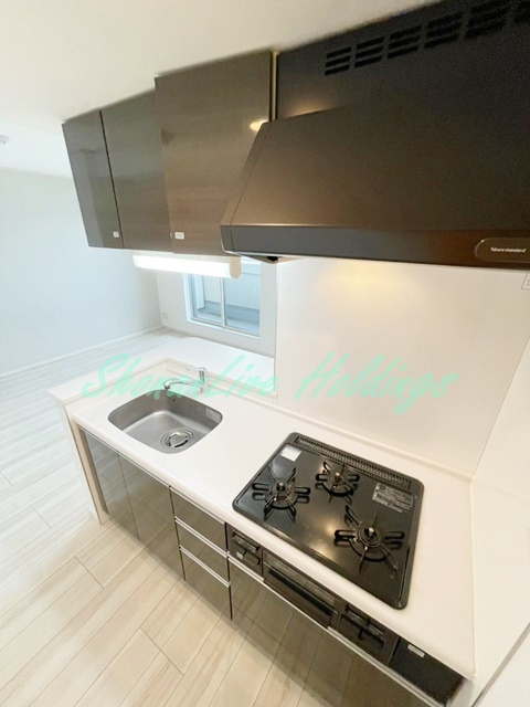 大和市中央６丁目のアパートのキッチン
