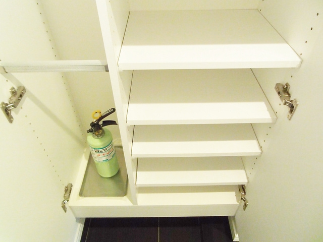 パークキューブ西ヶ原ステージの玄関|靴の収納も困りませんね☆